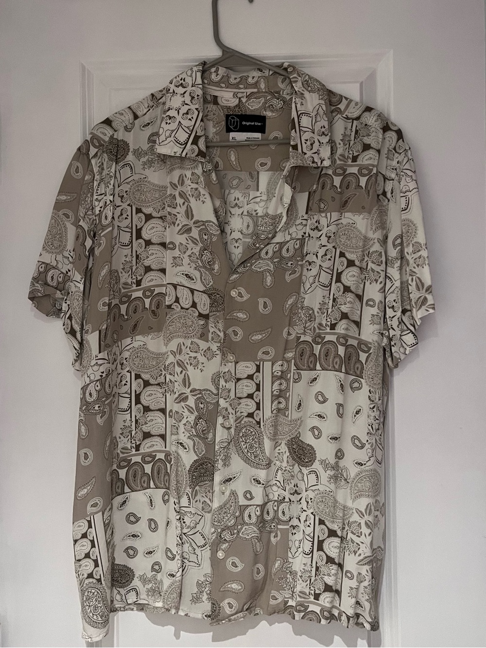 Original Use Men’s Short Sleeve Paisley Patchwork Shirt - Beige & White
